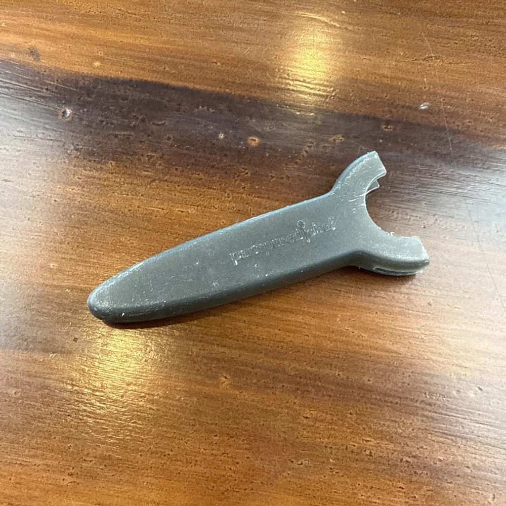 Pampered‎ Chef Kitchen Shear Sleeve For Item #1593 (Kitchen Shears)